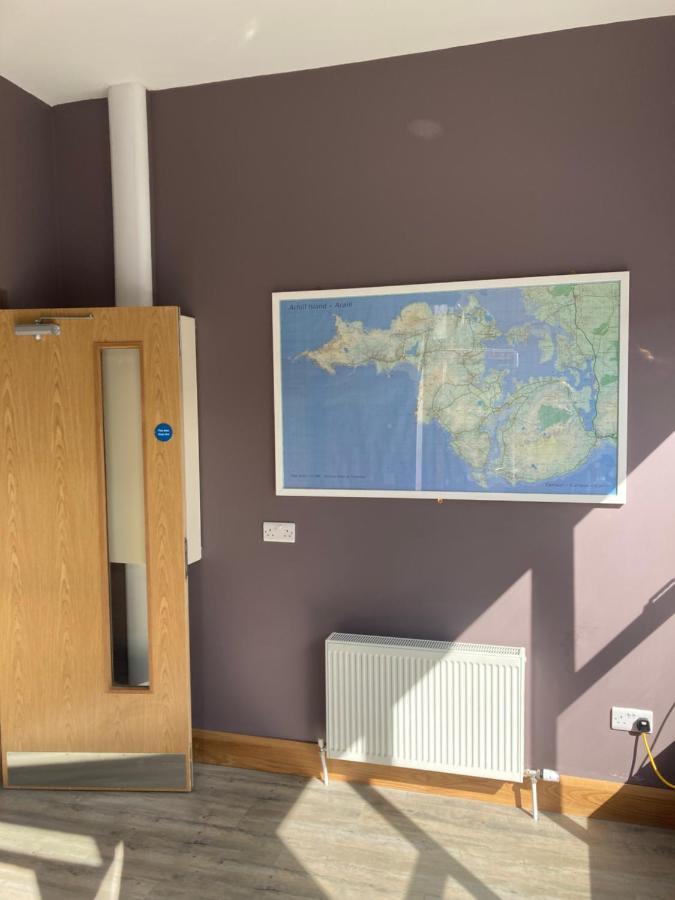 Bellanasally Achill Surf Centre旅舍 外观 照片